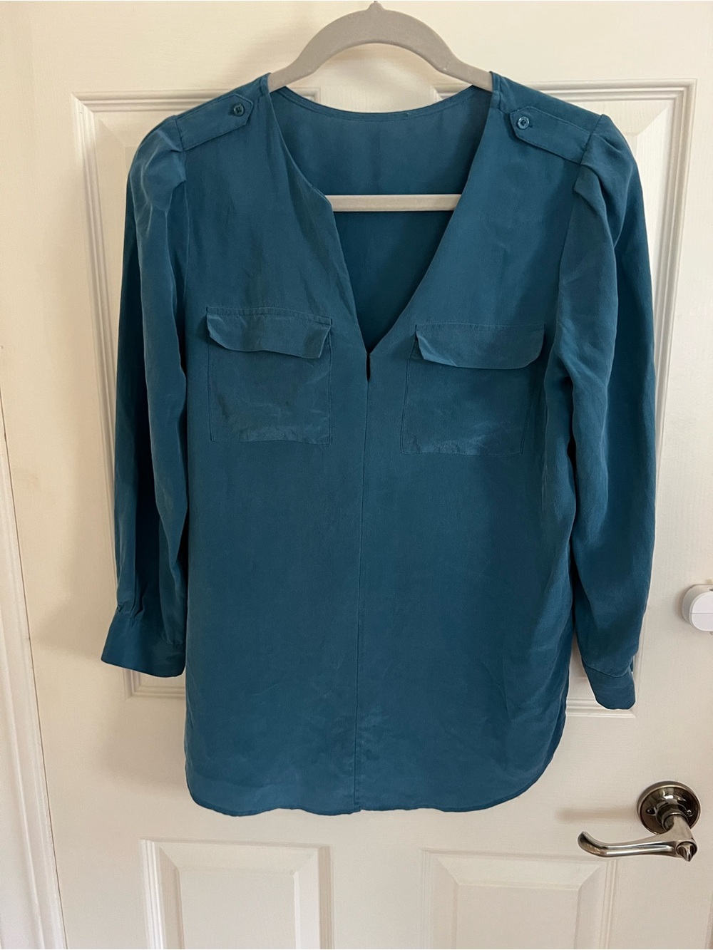Frame Silk Teal V-Neck Utility Blouse